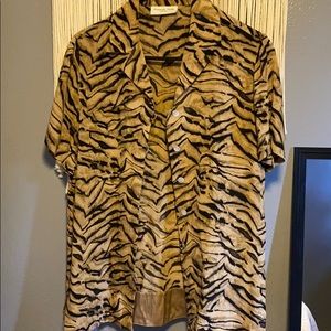 Animal print top